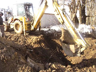 Канализация из покрышек: глубина ямы, как выкопать правильно?