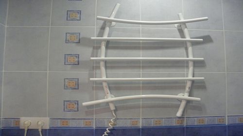 Настенные сушилки для белья в ванную
