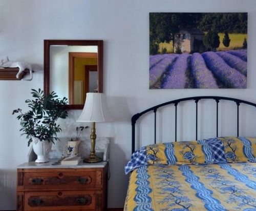 Спальня в стиле Прованс: фото интерьера