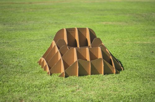 TERRA!: кресло, созданное из травы