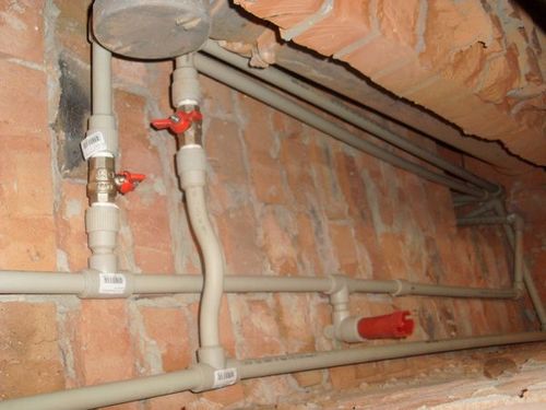 Замена труб в квартире: демонтаж и смена водопроводных, канализационных и отпления