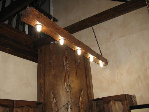 Светильники из дерева (58 фото): деревянные светильники под старину, креативные японские лампы, круглые приборы