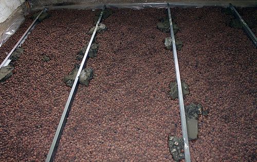 Технология стяжки пола с керамзитом. Как создать стяжку пола из керамзита (стяжка, керамзит) Технология стяжки пола с керамзитом. Как создать стяжку пола из керамзита
