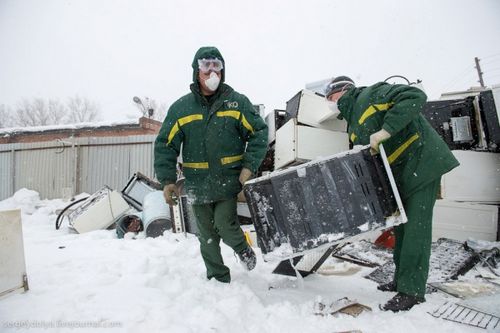 Утилизация холодильников: как расстаться с ненужным агрегатом