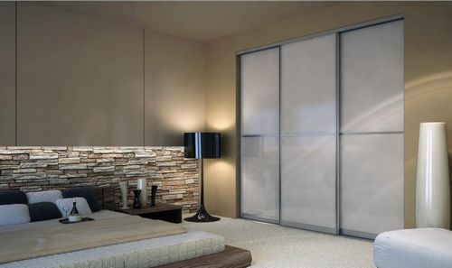 Встроенный шкаф-купе в гостиную: дизайн и фото, угловая мебель в зал, интерьер комнаты на всю стену, распашные образцы