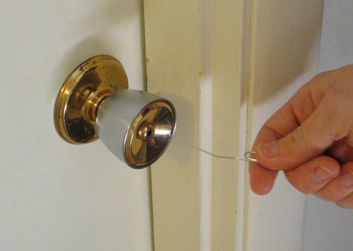 Захлопнулась дверь в квартиру как открыть: в комнату попадает межкомнатная, входная без ключа захлопнувшаяся