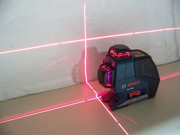 Как првильно пользоваться лазерным уровнем для выравнивания стен, пола, потолка
