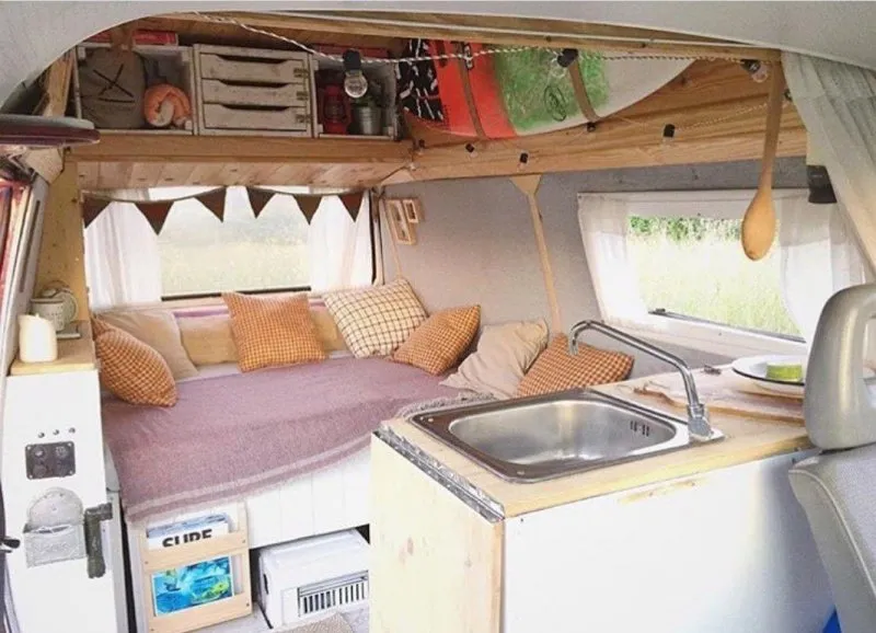 Фольксваген Camper van внутри