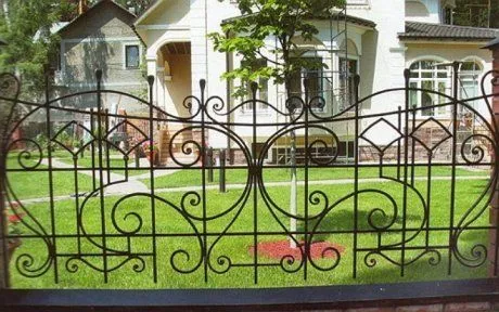 Забор из металла