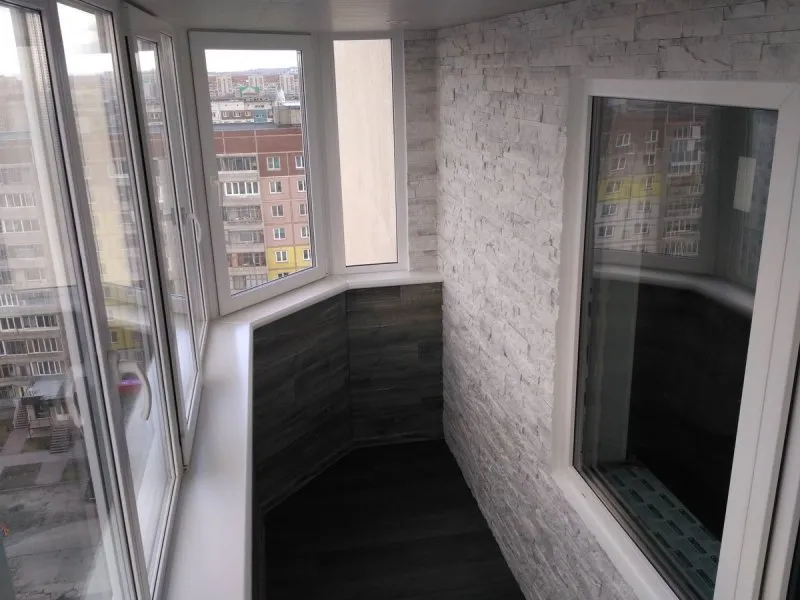 Выбор наружней отделки балкона
