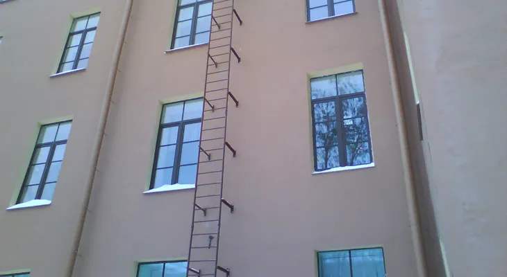  153