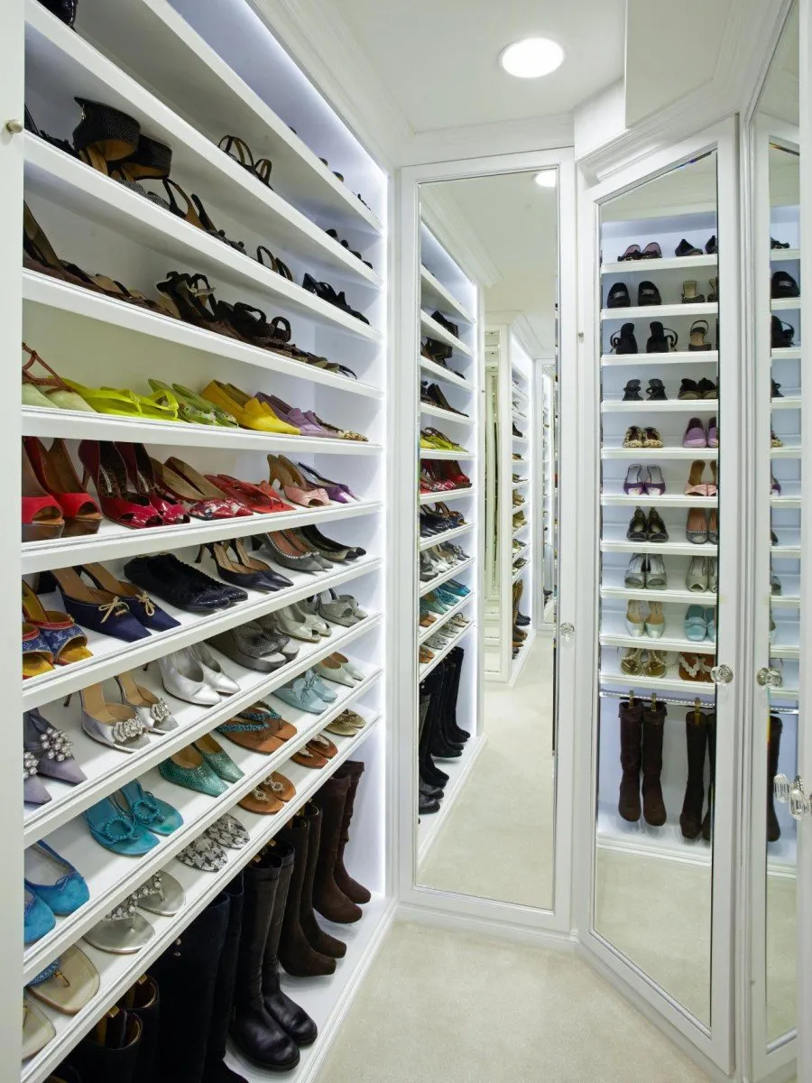 Хранение обуви в гардеробной