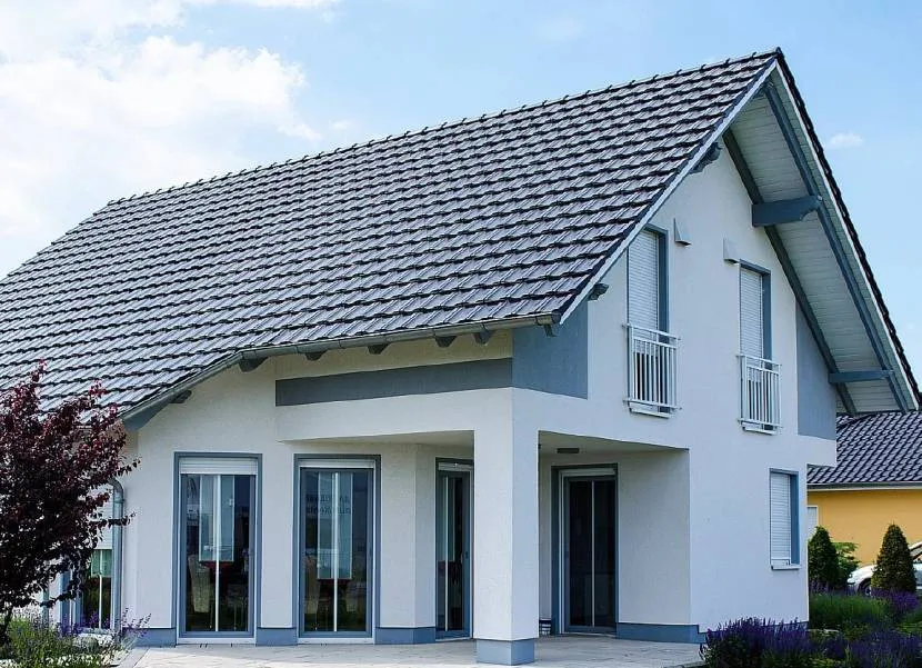 Вариант дома с двухскатной мансардной крышей
