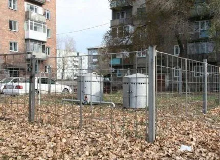 Газгольдер во дворе МКД Газгольдер во дворе МКД