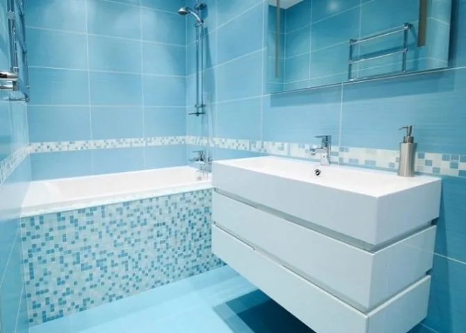 голубая ванная