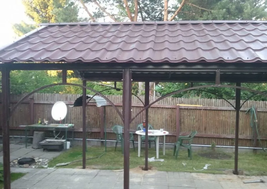 Навес из металлочерепицы