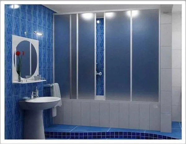Раздвижные шторки для ванны делают из стекла или пластика
