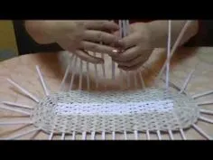 ▶ Модные сумки своими руками. Часть 5. - YouTube Diy Weaving, Weaving Projects, Newspaper Paper