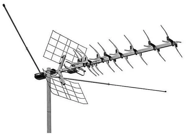 Наружные антенны "ловят" в десятках километрах от ретрансляторов