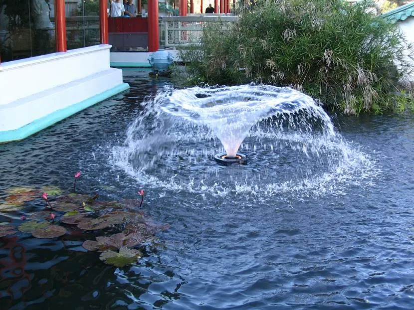фонтан для пруда