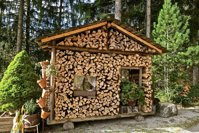 необычный дровник необычный дровник
