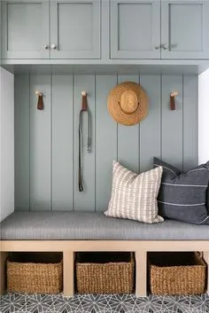 Home Renovation, Home Remodeling, Mudroom Decor, Bench Mudroom, Casa Diy, Appartement Design, Modern Farmhouse Design, Take A Seat, Cheap Home Decor