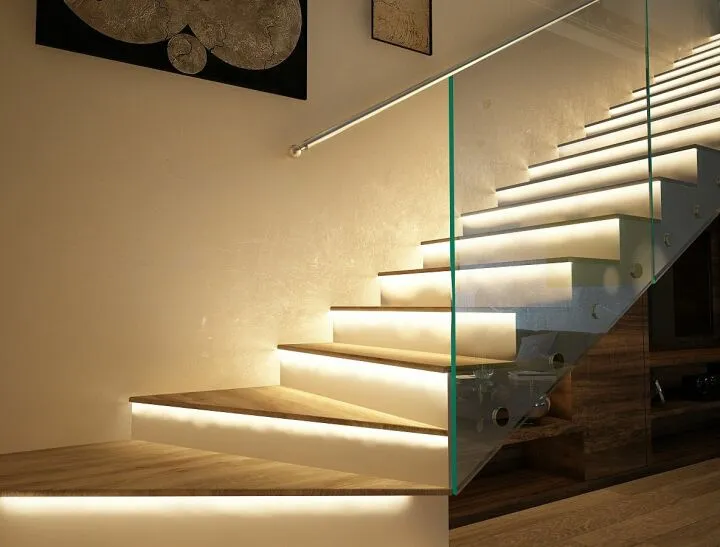 Светодиодная подсветка ступеней на лестнице дачного дома