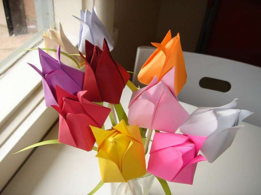 Цветы из бумаги тюльпаны. Своими руками