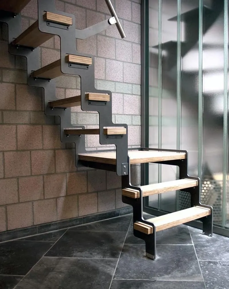 Лестницы на металлокаркасе в стиле лофт