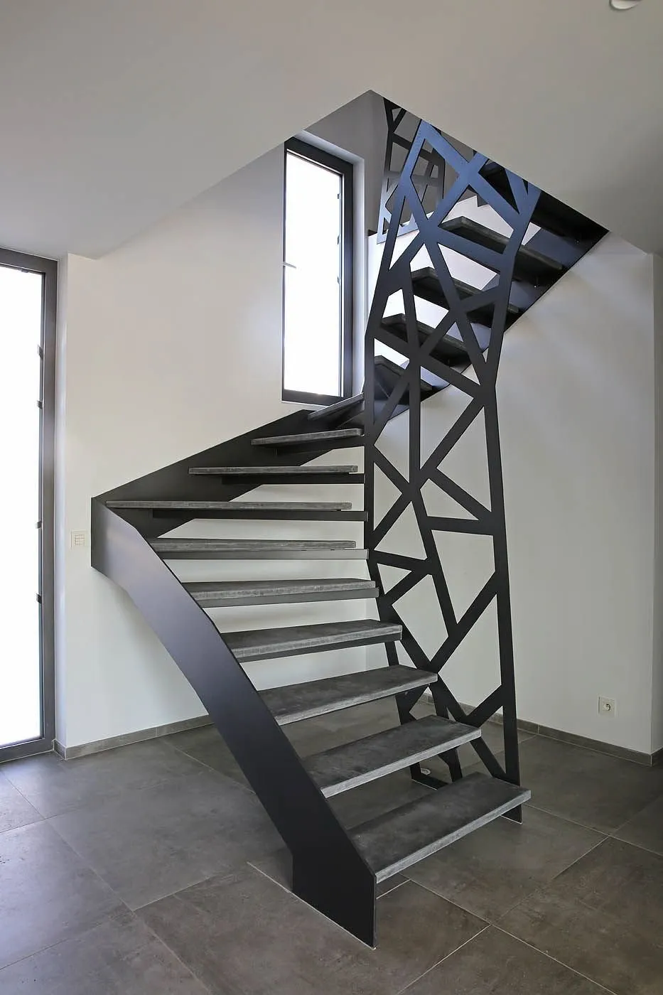 Лестница межэтажная лофт