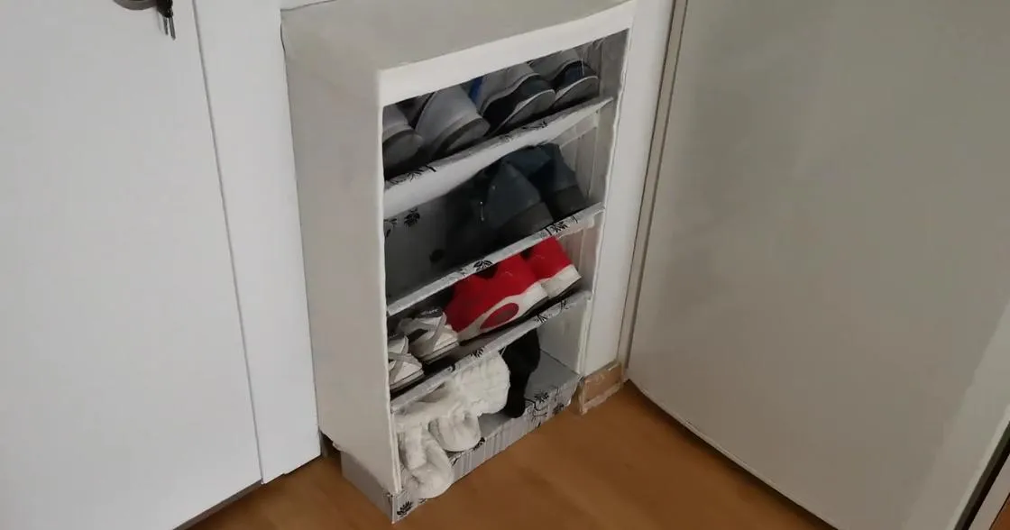 Полка с обувью