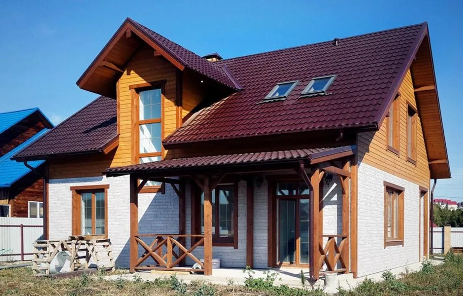 Комбинированный фасад крыши фото