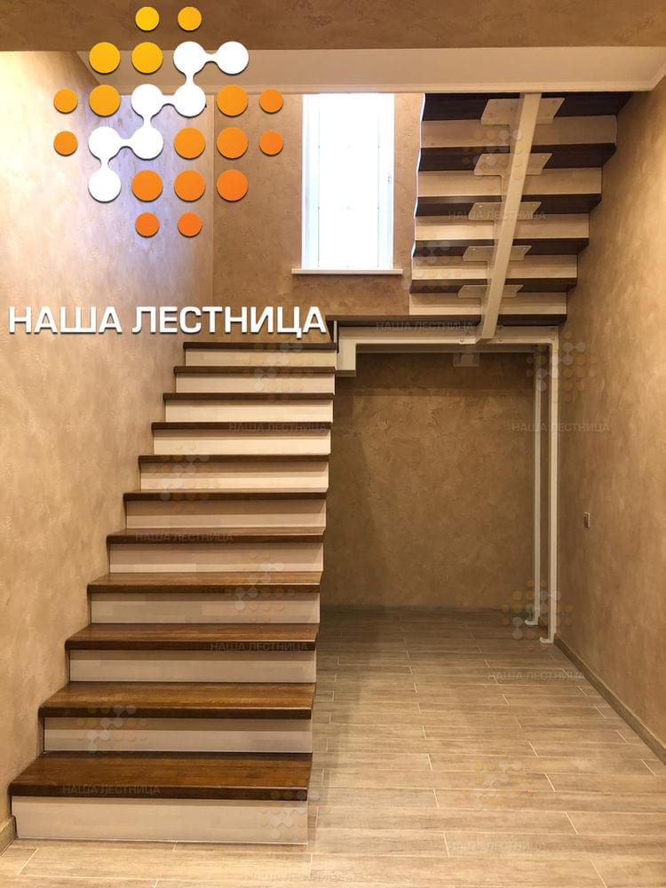 Лестница на металлокаркасе с Лестница на металлокаркасе с