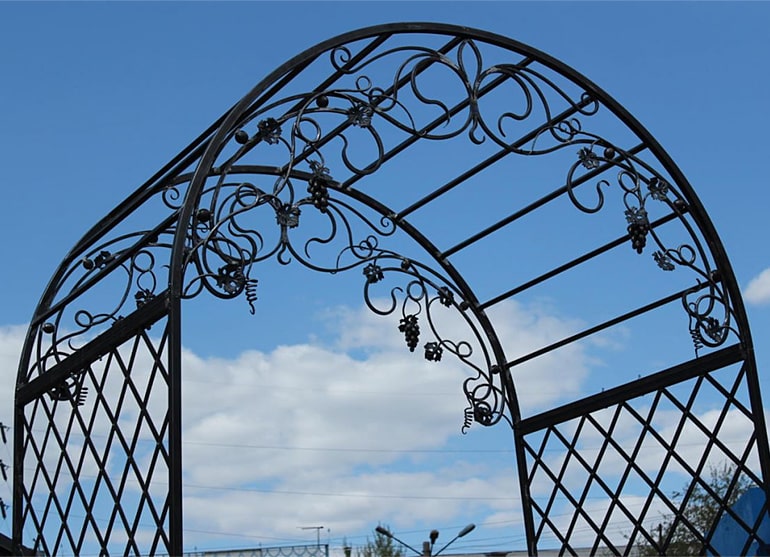Садовая арка, пергола своими руками