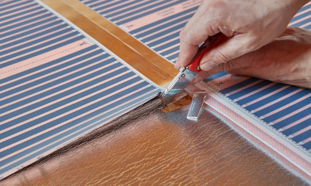 Укладка нагревательной пленки Укладка нагревательной пленки