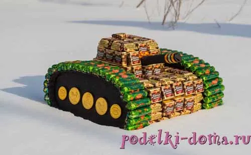 tank iz konfet