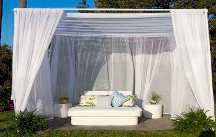 Тканевый навес на участке