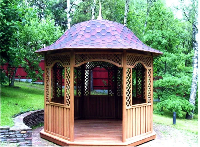 Деревянная беседка из доски