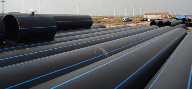 Трубы из полиэтилена — одни из самых популярных изделий для монтажа водопроводов питьевого и технического назначения