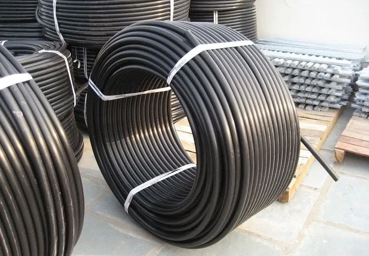 Изделия небольшого диаметра очень гибкие и поставляются в бухтах; в одну такую катушку помещается до 1000 метров трубы