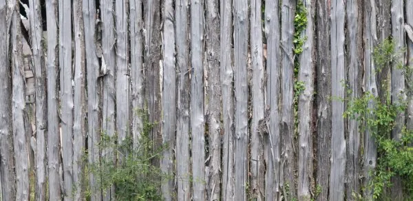Бетонная ограда текстура