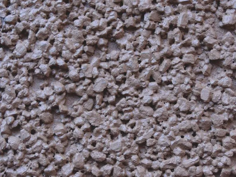 Слой цементного раствора отлично защищает бетонные конструкции от атмосферных воздействий