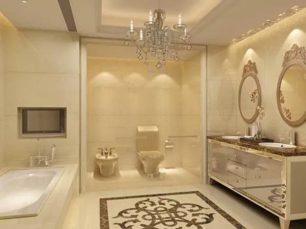 Шикарный интерьер ванной с использованием полированного керамогранита