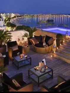 Для моих друзей Majestic Cannes, Hotel Majestic, Above Ground Pool, In Ground Pools, Hotels And Resorts, Best Hotels, Luxury Hotels, Luxury Pool, Luxury Garden