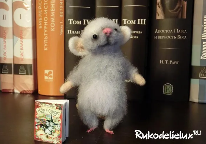 Как свалять мышку из шерсти