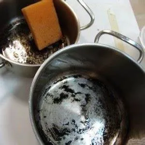 Как отмыть пригоревшую кастрюлю от гари, молока, каши, риса