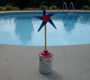 как сделать вертушку из бутылки 6