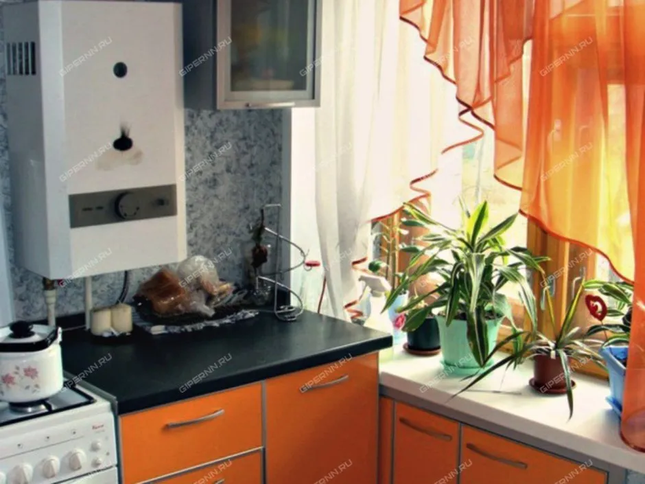 Кухня 6 кв хрущевка с газовой колонкой
