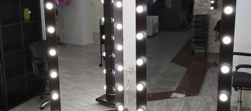 Гримерное зеркало в полный рост с подсветкой двухсторонне