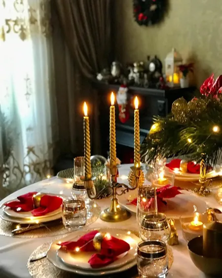 как красиво украсить новогодний стол своими руками фото 2